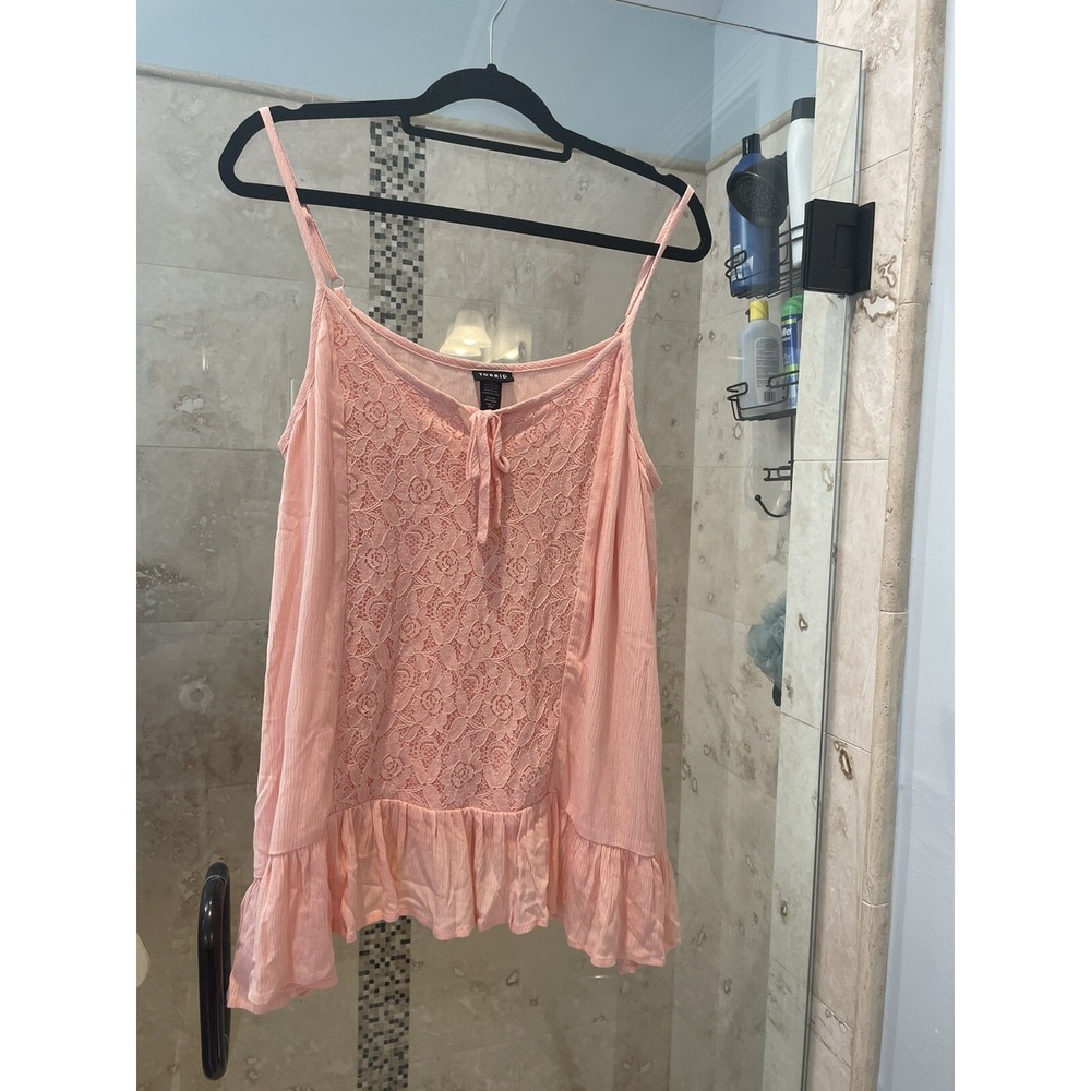 Torrid Womens 1X Coral Pink Lace Peplum Cami Tank Top Sleeveless Keyhole